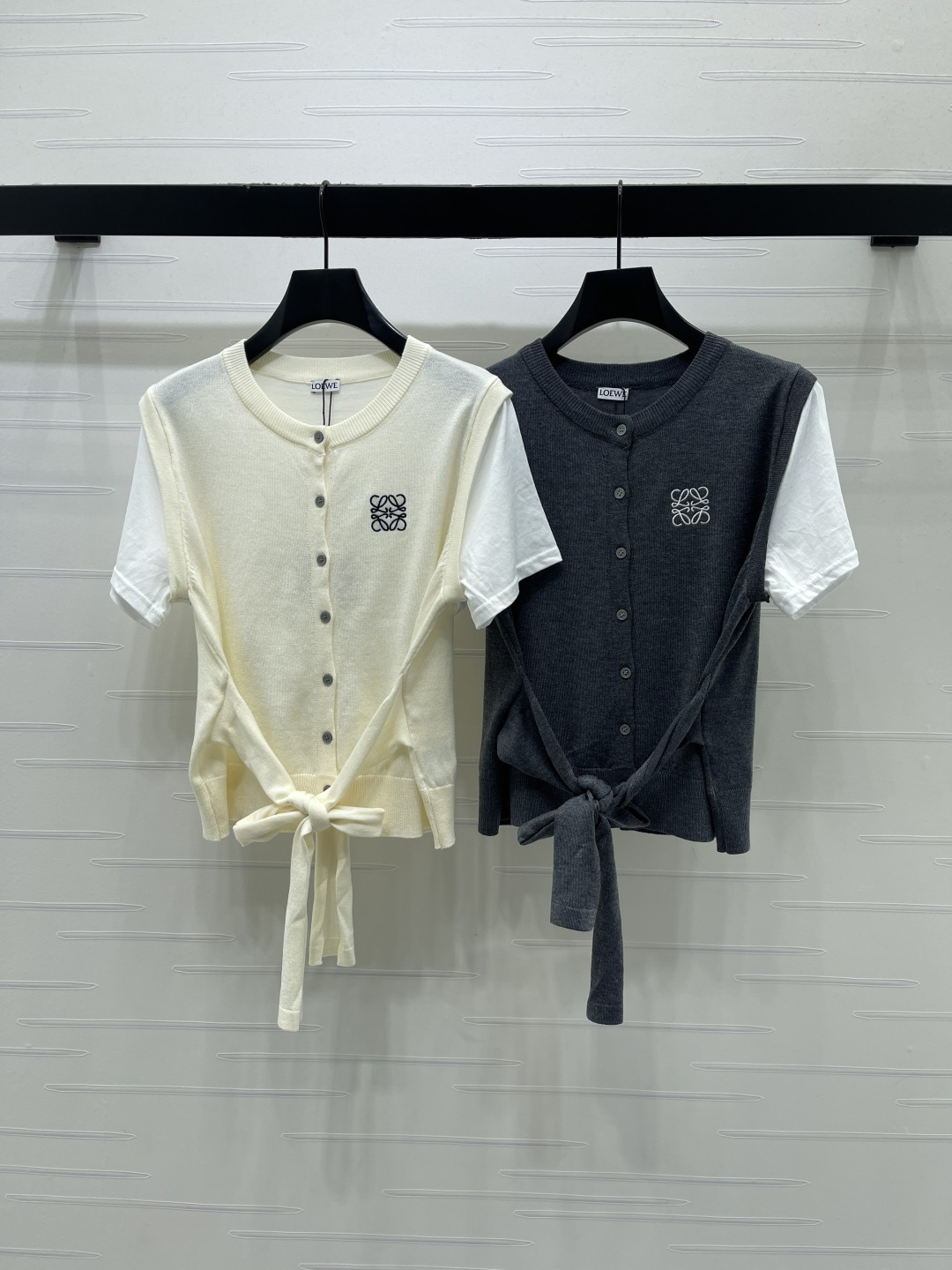 Women's short sleeves